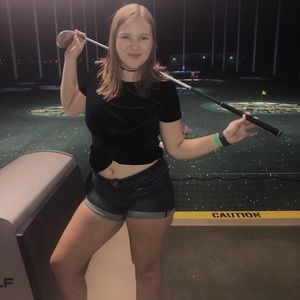 Meet your Posher, Jessica